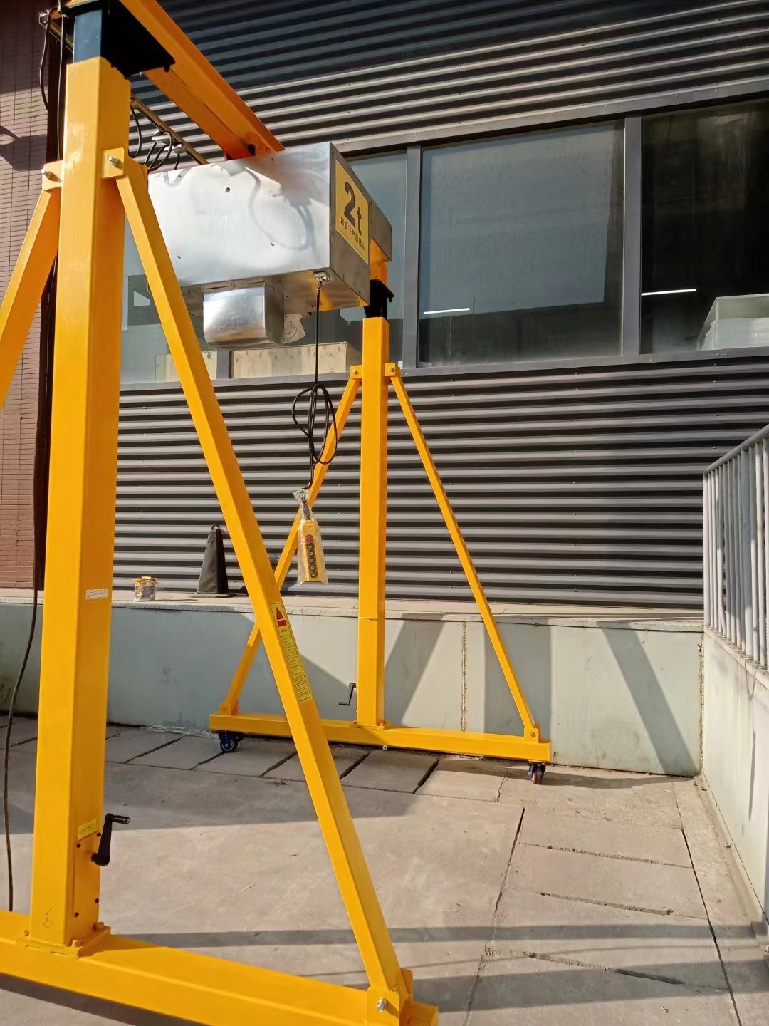 Installation of Cleanroom Stainless Steel Gantry Crane
