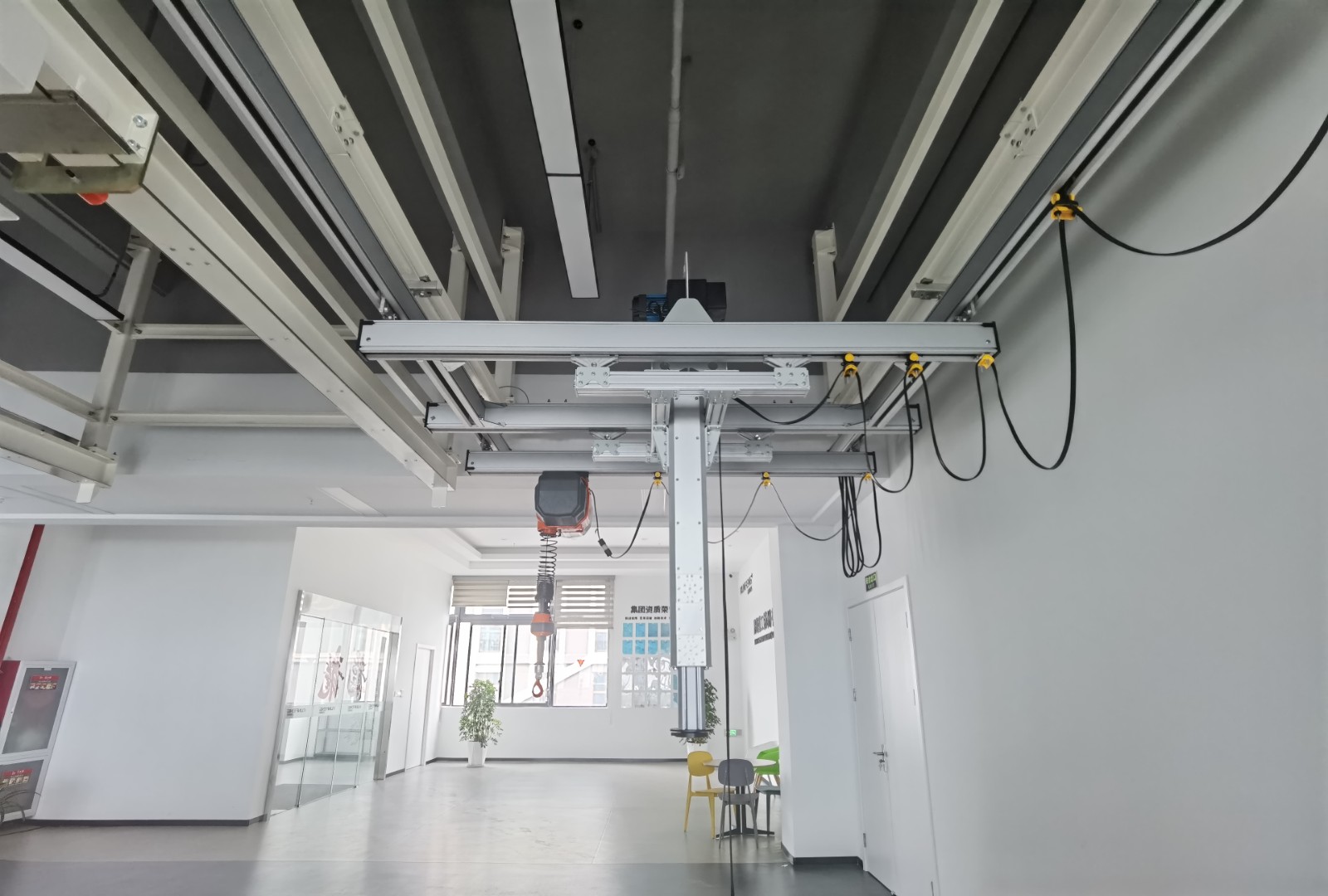 Aluminum Lightweight Ceiling Mounted Workstation Cranes
