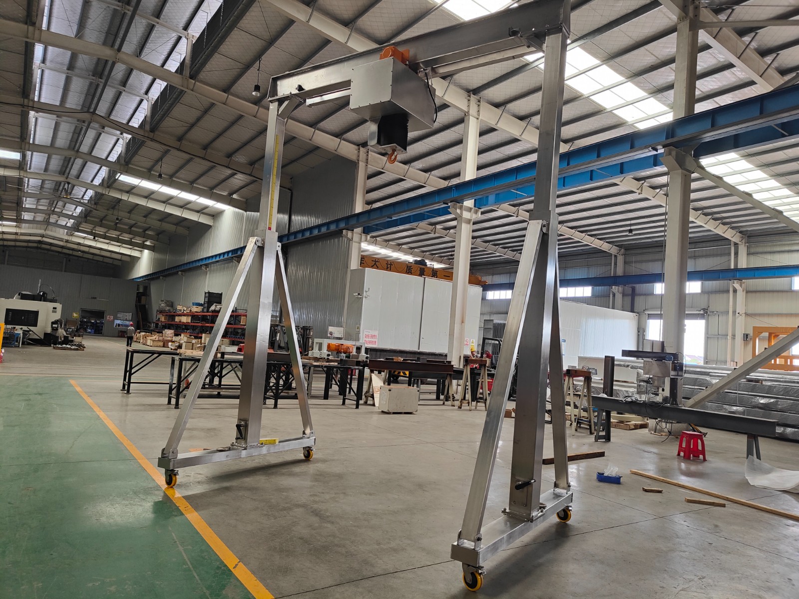 Features of Hand Push Stainless Steel Gantry Crane