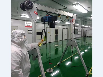 Clean Room Light-Duty Mobile Gantry Crane